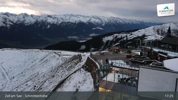Archiv Foto Webcam Zell am See – Schmittenhöhe Bergstation und Kitzsteinhorn