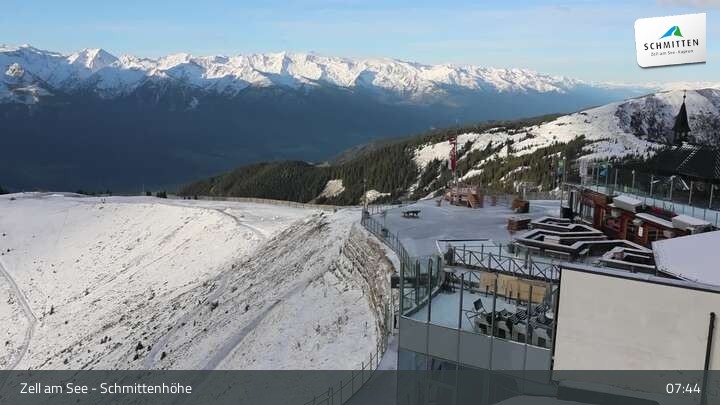 Archiv Foto Webcam Zell am See – Schmittenhöhe Bergstation und Kitzsteinhorn