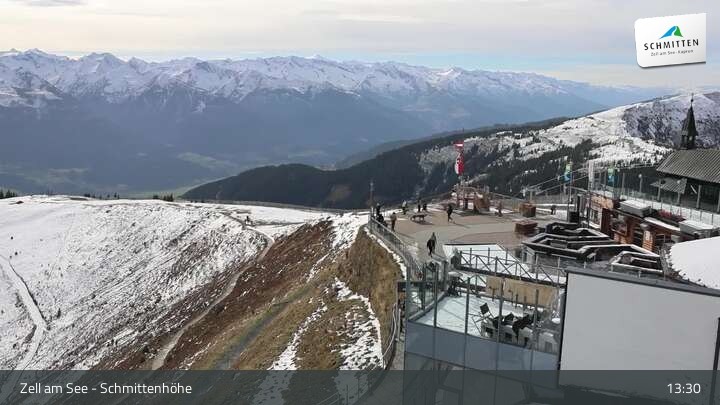 Archiv Foto Webcam Zell am See – Schmittenhöhe Bergstation und Kitzsteinhorn