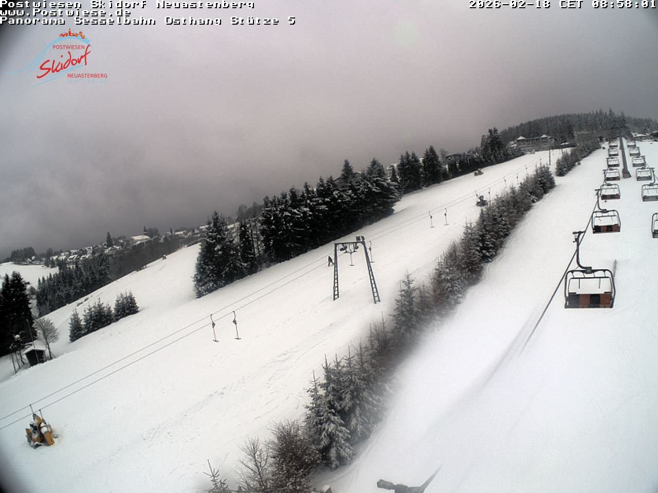 Archived image Webcam Neuastenberg: View chair lift east