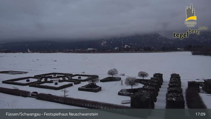 Archiv Foto Webcam Ludwigs Festspielhaus in Füssen