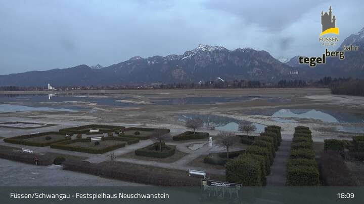 Archiv Foto Webcam Ludwigs Festspielhaus in Füssen