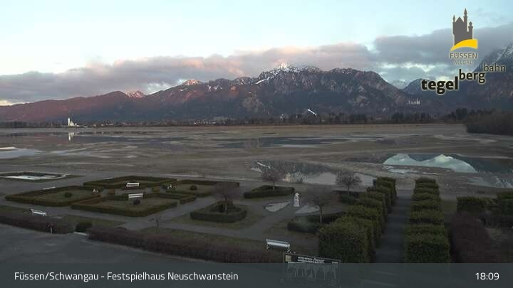 Archiv Foto Webcam Ludwigs Festspielhaus in Füssen