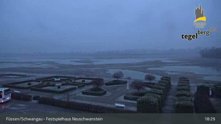 Archiv Foto Webcam Ludwigs Festspielhaus in Füssen