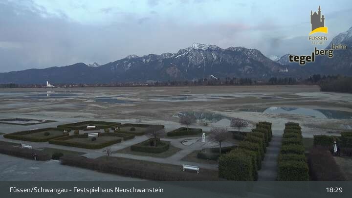 Archiv Foto Webcam Ludwigs Festspielhaus in Füssen
