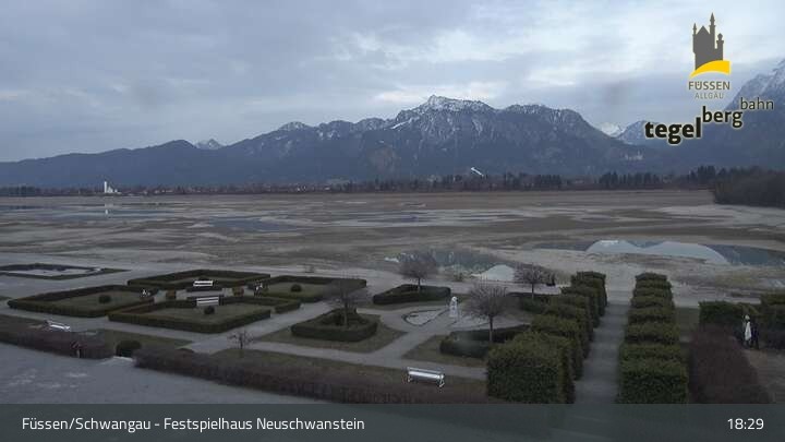Archiv Foto Webcam Ludwigs Festspielhaus in Füssen
