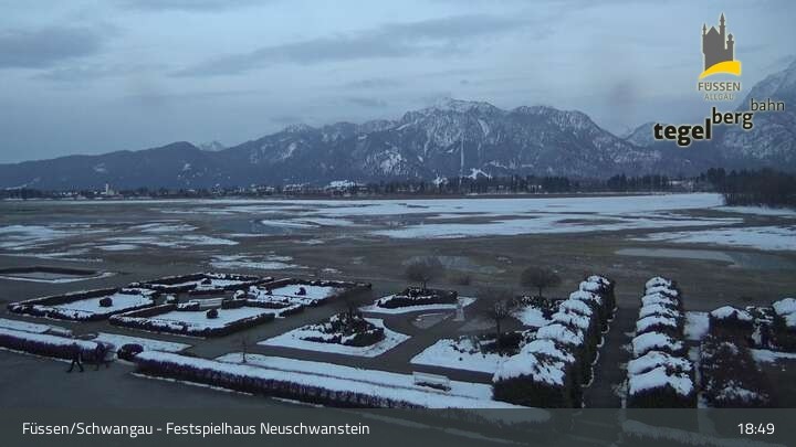 Archiv Foto Webcam Ludwigs Festspielhaus in Füssen