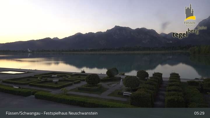 Archiv Foto Webcam Ludwigs Festspielhaus in Füssen