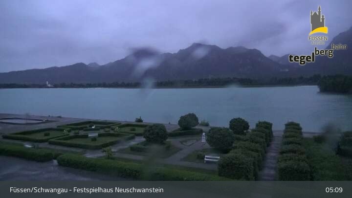 Archiv Foto Webcam Ludwigs Festspielhaus in Füssen