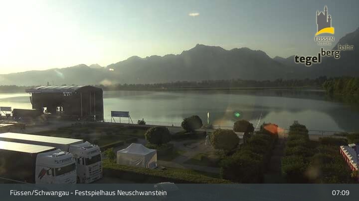 Archiv Foto Webcam Ludwigs Festspielhaus in Füssen