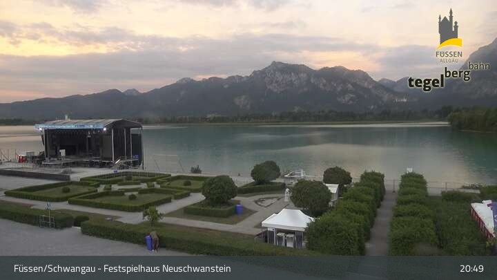 Archiv Foto Webcam Ludwigs Festspielhaus in Füssen
