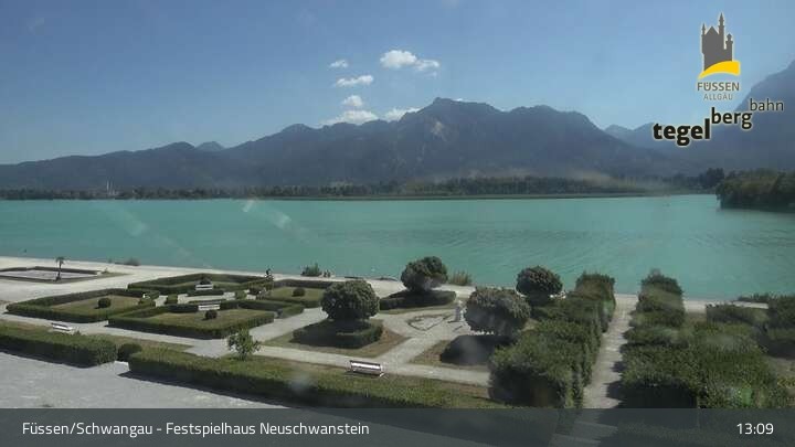 Archiv Foto Webcam Ludwigs Festspielhaus in Füssen