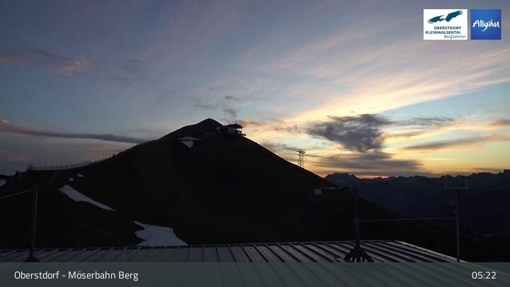 Archived image Webcam Oberstdorf: Möserbahn Top Station