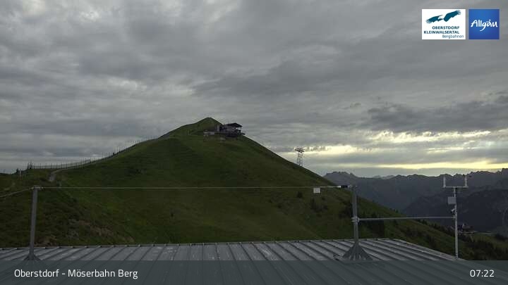 Archived image Webcam Oberstdorf: Möserbahn Top Station