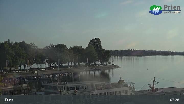 Archiv Foto Webcam Prien - Chiemsee Schifffahrt