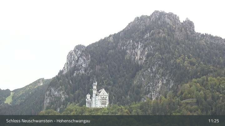 Archived image Webcam Hohenschwangau Castle