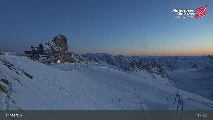Archiv Foto Webcam Hintertuxer Gletscher: Gefrorene Wand