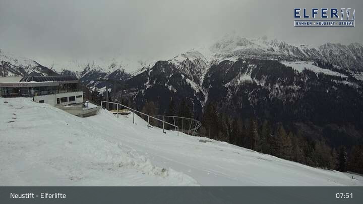 Archiv Foto Webcam Elfer Lifte in Neustift