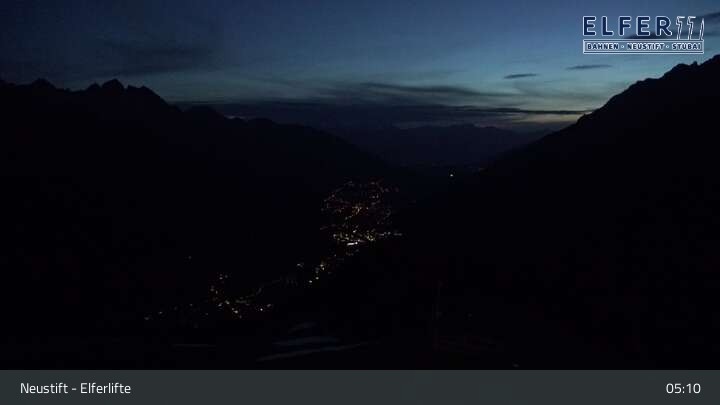 Archiv Foto Webcam Elfer Lifte in Neustift