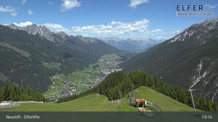 Archiv Foto Webcam Elfer Lifte in Neustift
