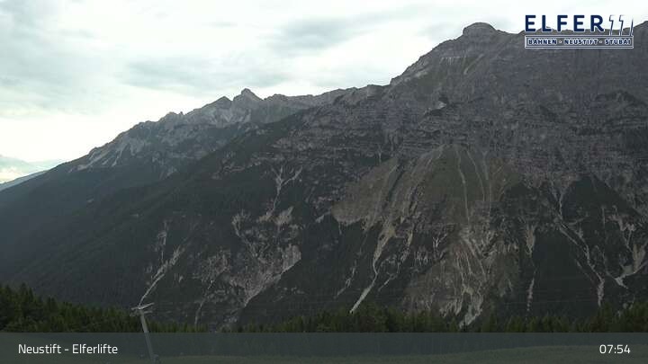 Archiv Foto Webcam Elfer Lifte in Neustift