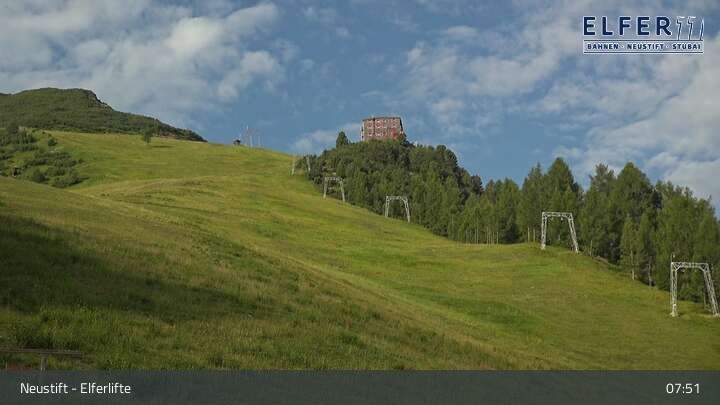 Archiv Foto Webcam Elfer Lifte in Neustift