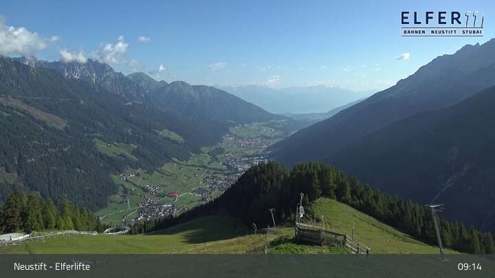 Archiv Foto Webcam Elfer Lifte in Neustift