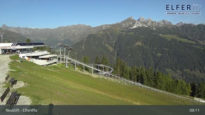 Archiv Foto Webcam Elfer Lifte in Neustift