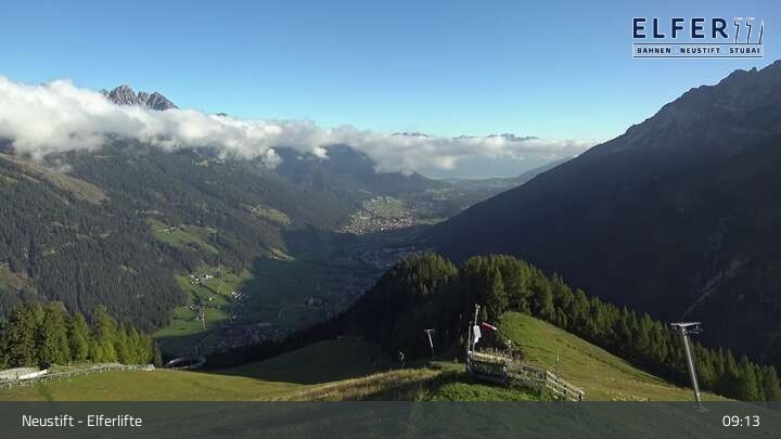 Archiv Foto Webcam Elfer Lifte in Neustift