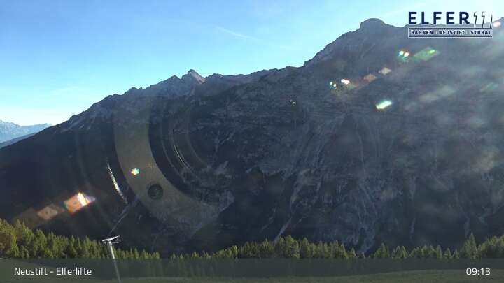 Archiv Foto Webcam Elfer Lifte in Neustift