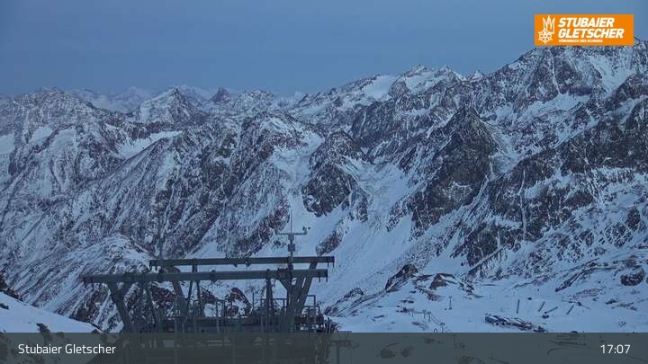 Archiv Foto Webcam Daunjoch Sessellift am Stubaier Gletscher