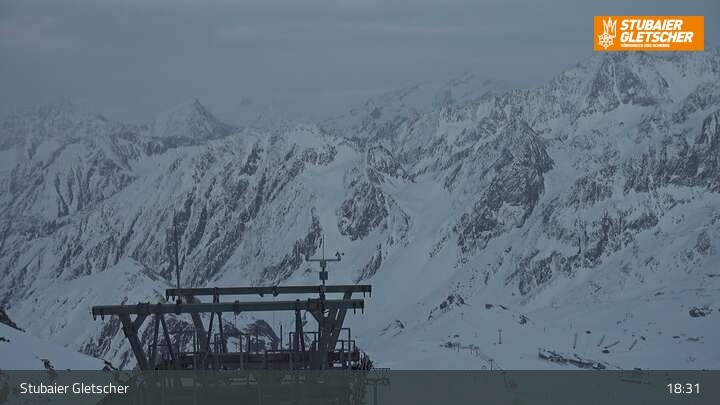 Archiv Foto Webcam Daunjoch Sessellift am Stubaier Gletscher