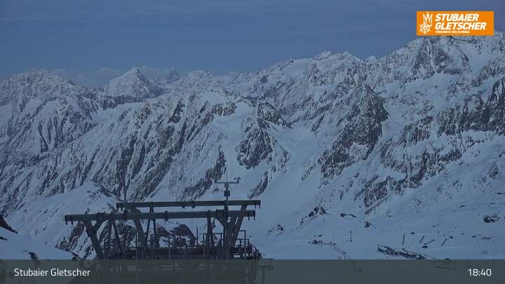 Archiv Foto Webcam Daunjoch Sessellift am Stubaier Gletscher