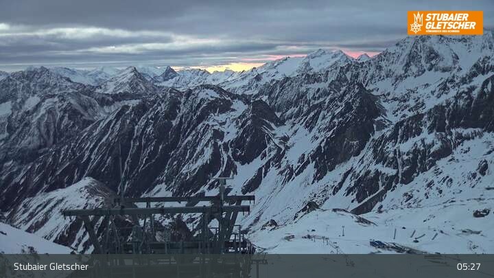 Archiv Foto Webcam Daunjoch Sessellift am Stubaier Gletscher