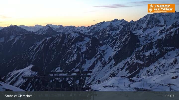 Archiv Foto Webcam Daunjoch Sessellift am Stubaier Gletscher
