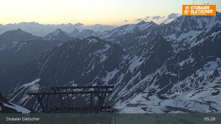Archiv Foto Webcam Daunjoch Sessellift am Stubaier Gletscher