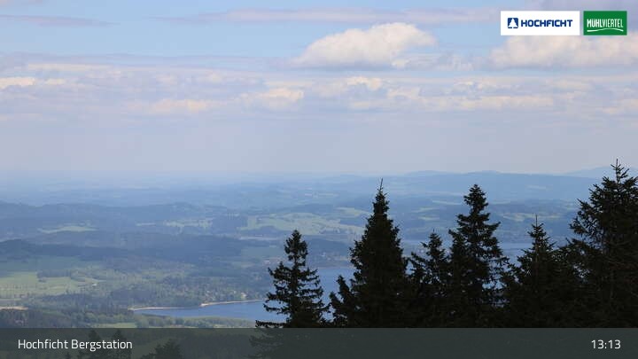 Archived image Webcam Klaffer am Hochficht - Hochfichtbahn Top Station