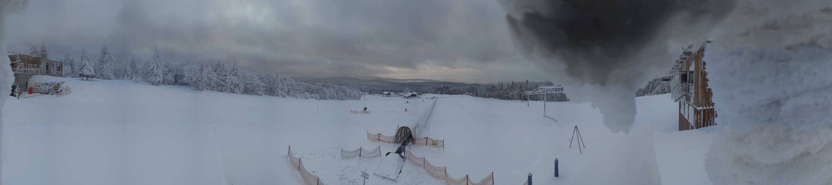 Archiv Foto Webcam Almberglift-Bergstation