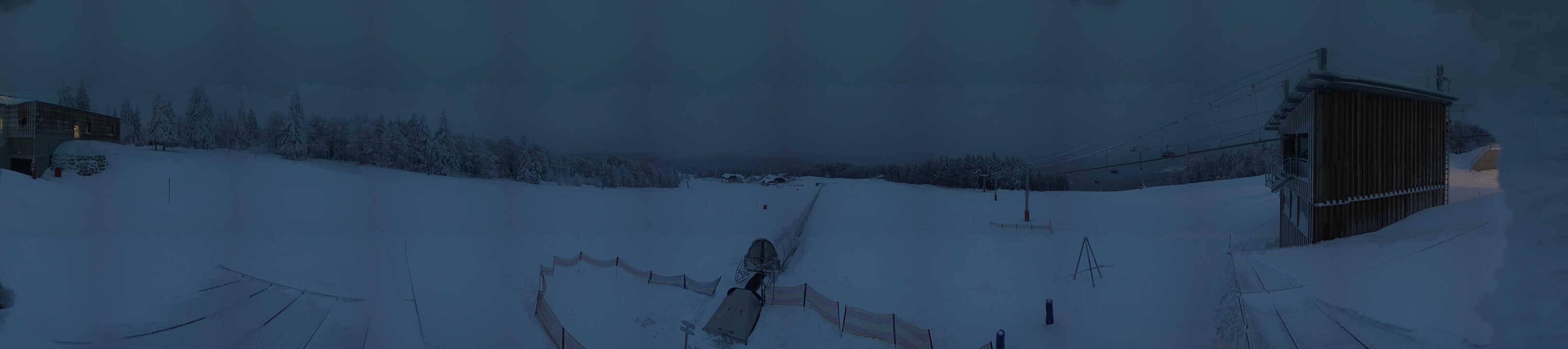 Archiv Foto Webcam Almberglift-Bergstation