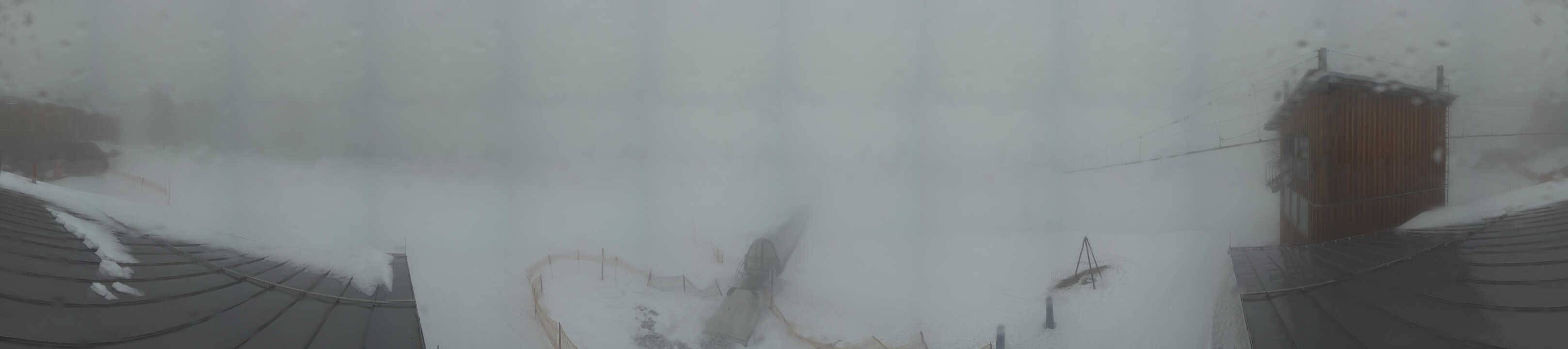 Archiv Foto Webcam Almberglift-Bergstation