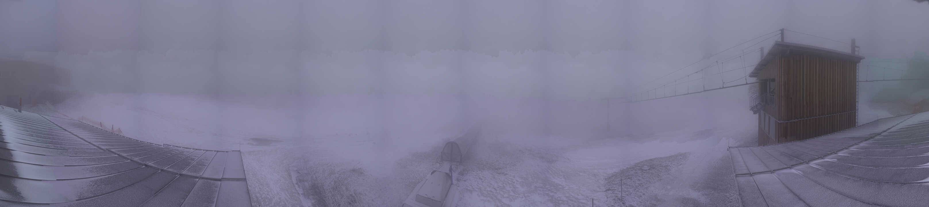 Archived image Webcam Mountain station Almberglift