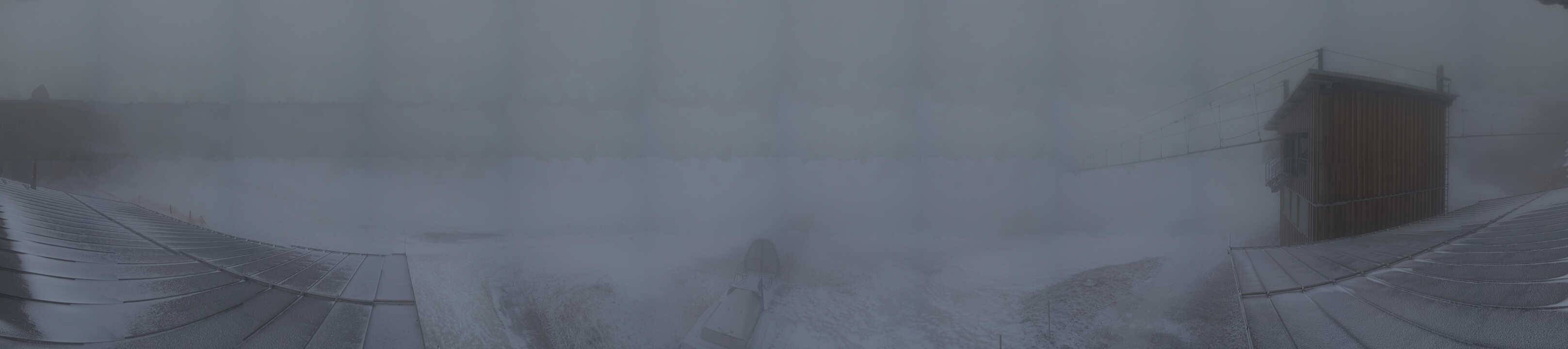 Archived image Webcam Mountain station Almberglift