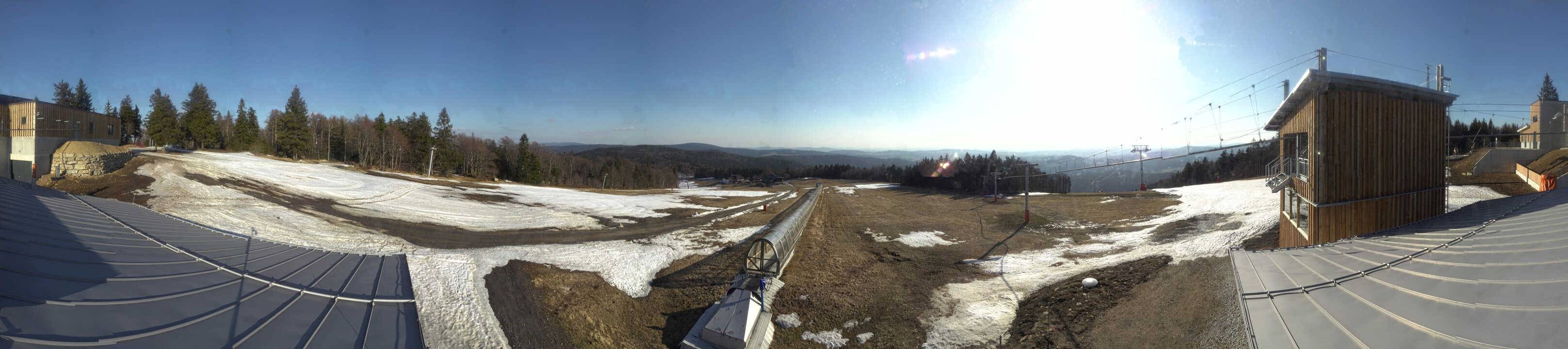 Archived image Webcam Mountain station Almberglift