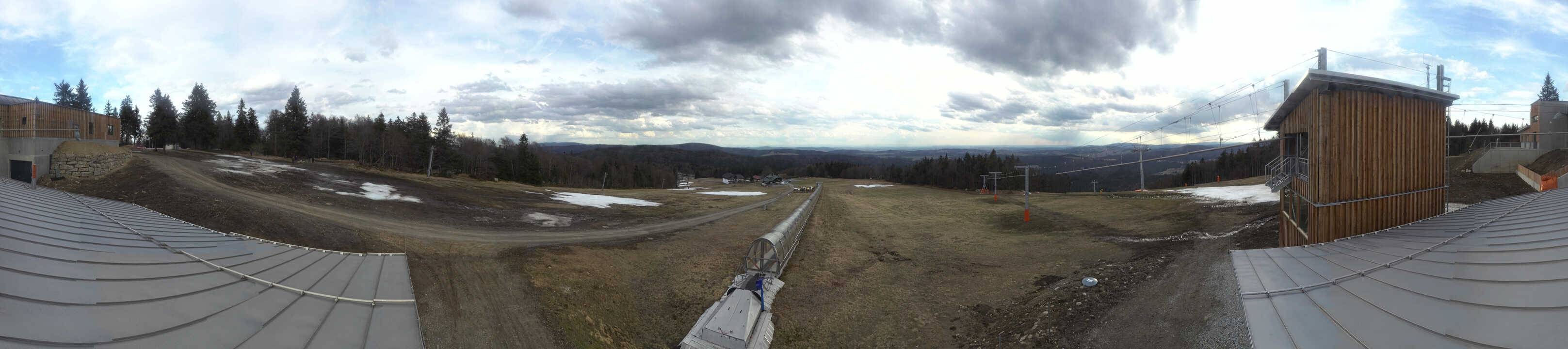 Archiv Foto Webcam Almberglift-Bergstation