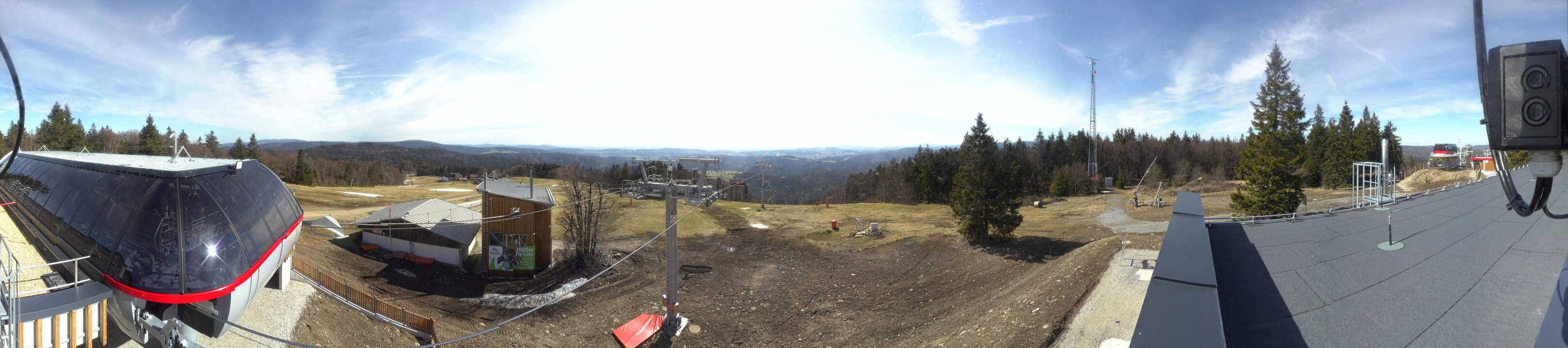 Archived image Webcam Mountain station Almberglift