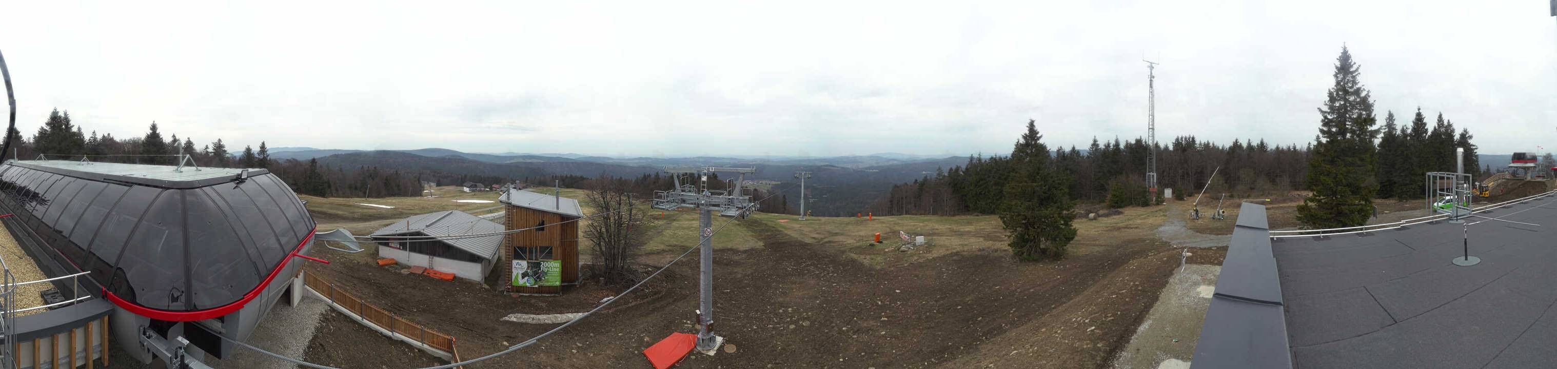 Archiv Foto Webcam Almberglift-Bergstation