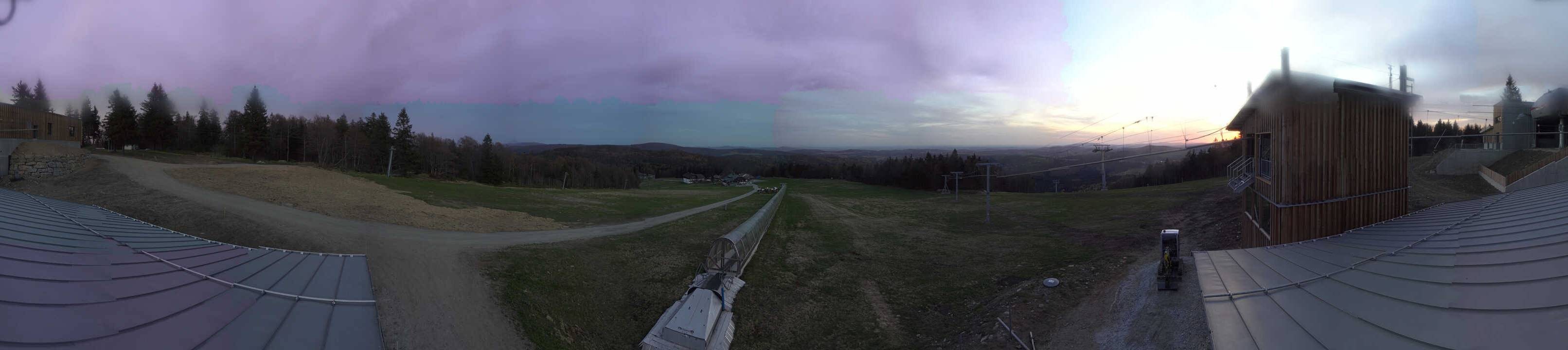 Archiv Foto Webcam Almberglift-Bergstation