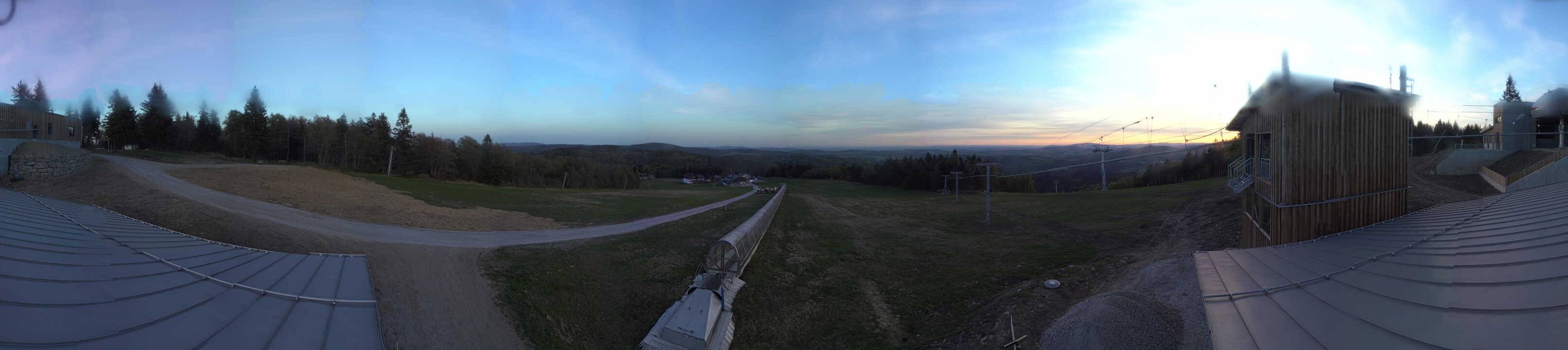 Archiv Foto Webcam Almberglift-Bergstation