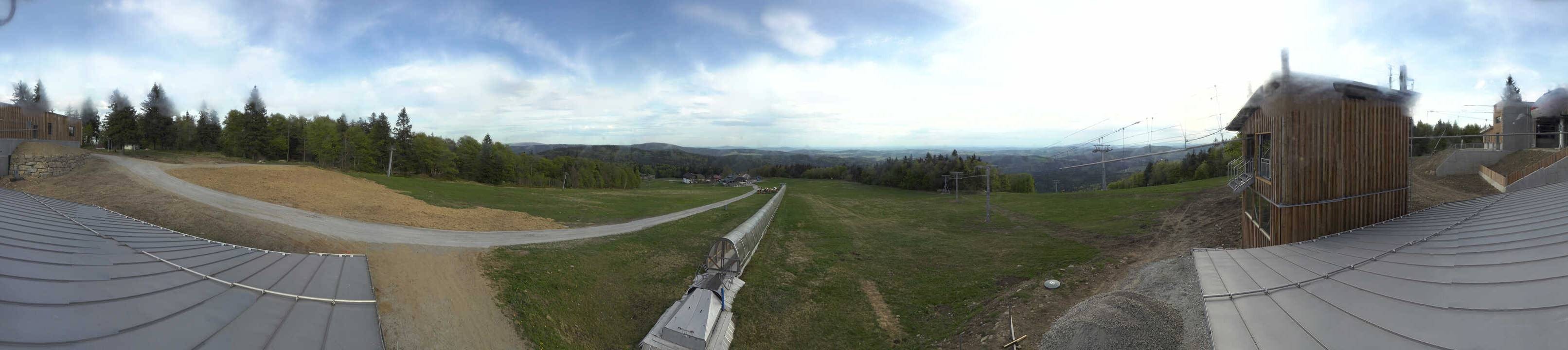 Archiv Foto Webcam Almberglift-Bergstation