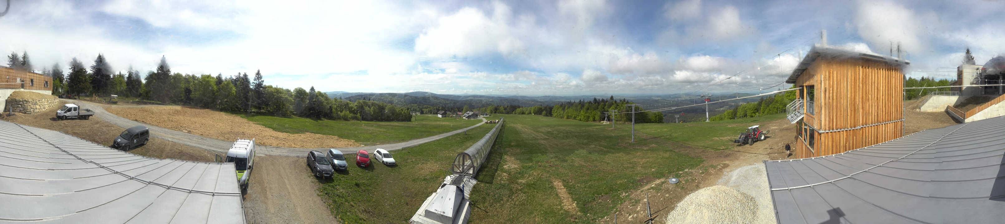 Archived image Webcam Mountain station Almberglift